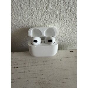 Apple AirPods Pro 3 (3rd Gen) Replacement - Left Side only A3064 - Very Good